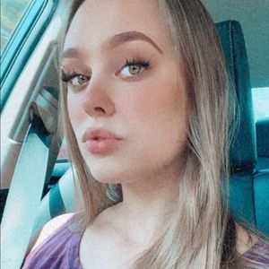 Meet your Posher, Gabrielle